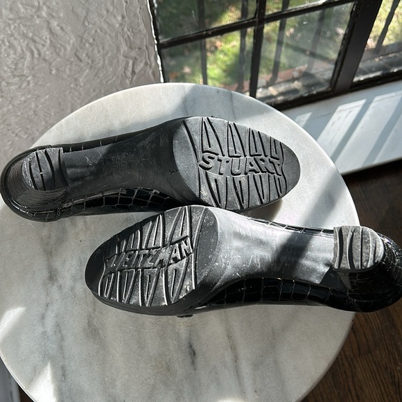 Stuart Weitzman Patent Leather Crock Heel - Picture 3 of 7